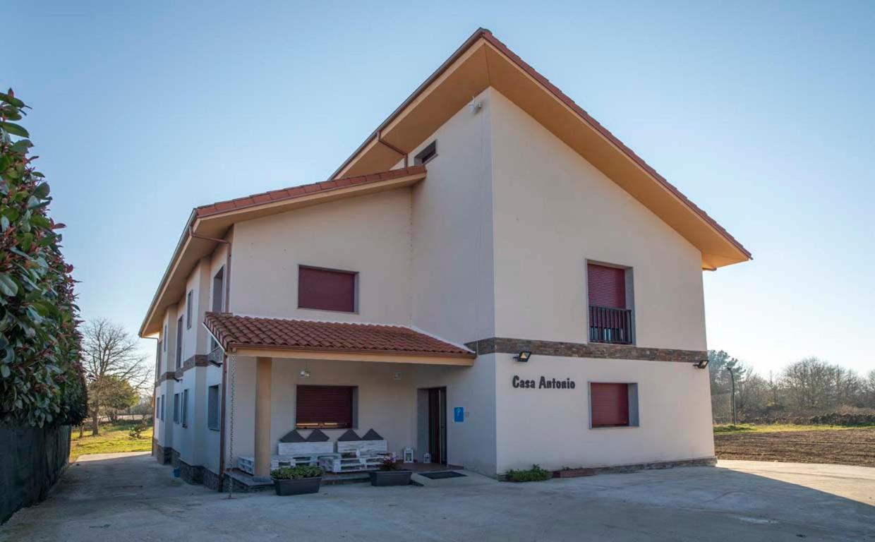Pensión Casa Antonio Pantón Exterior foto